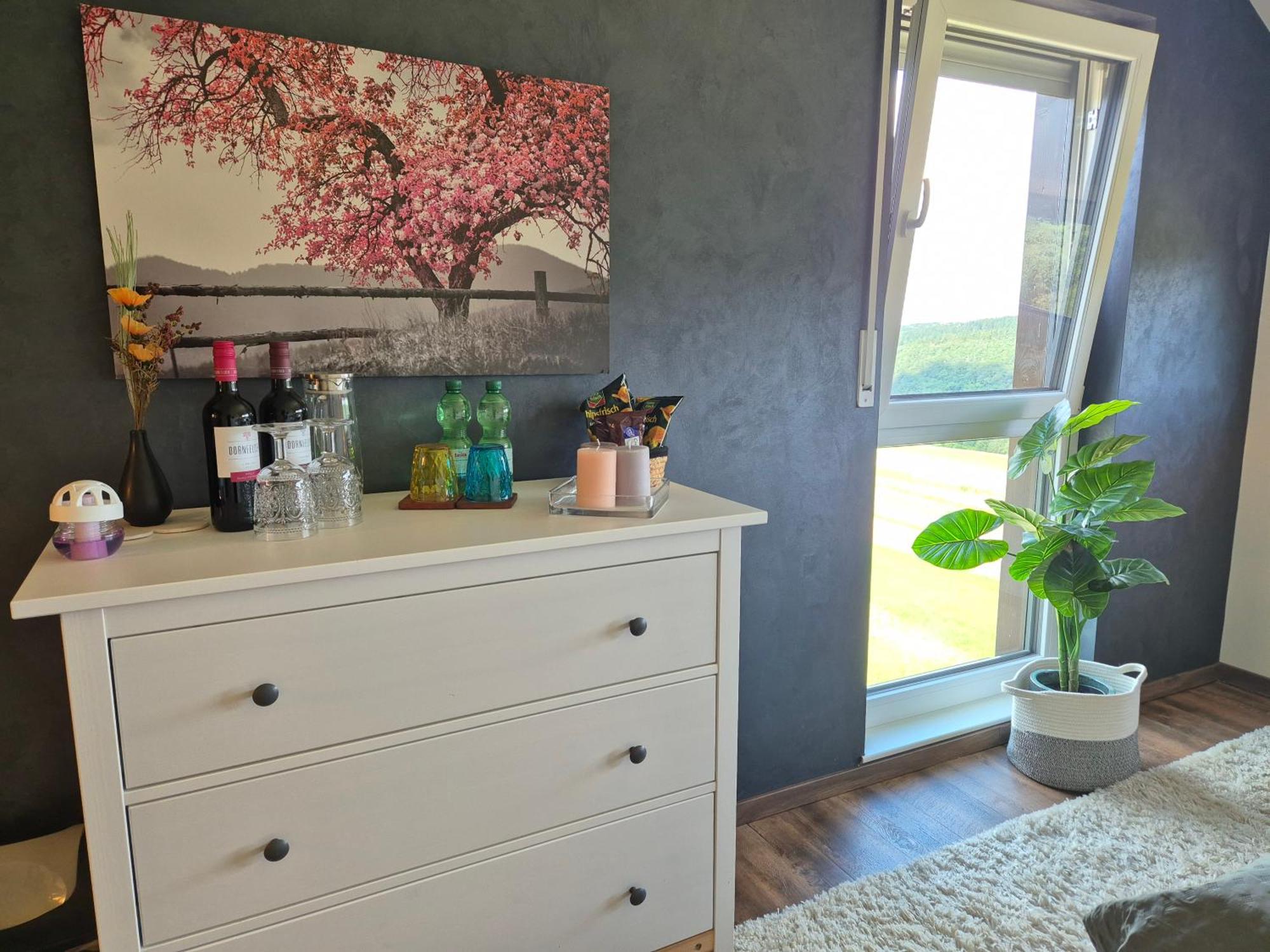 Serenity Vista Retreat Bnb Bescheid エクステリア 写真