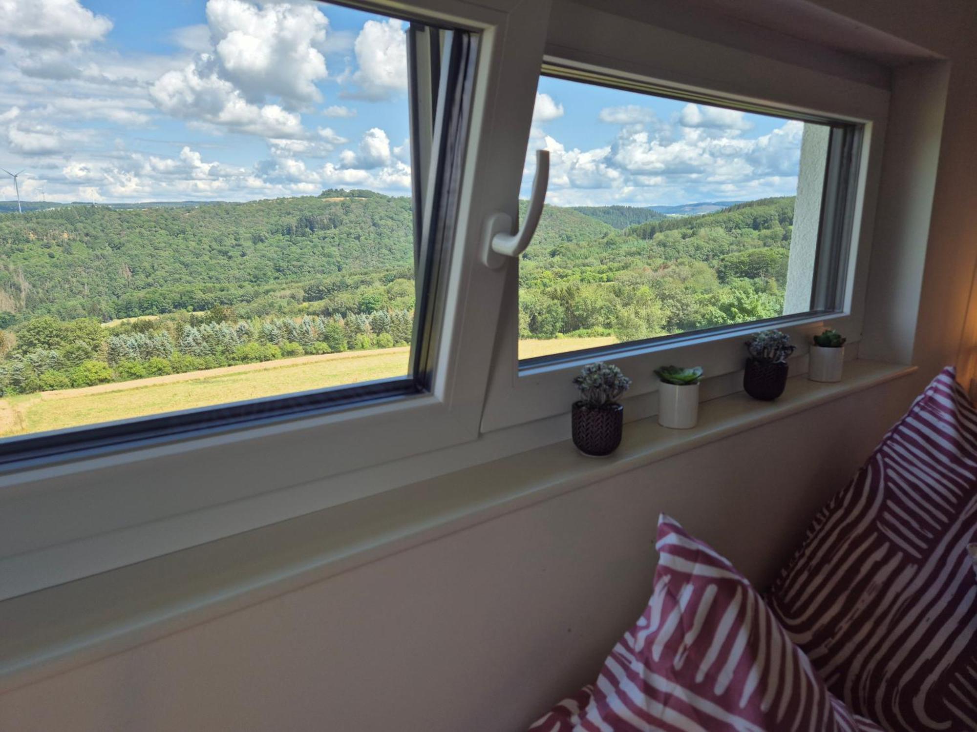 Serenity Vista Retreat Bnb Bescheid エクステリア 写真