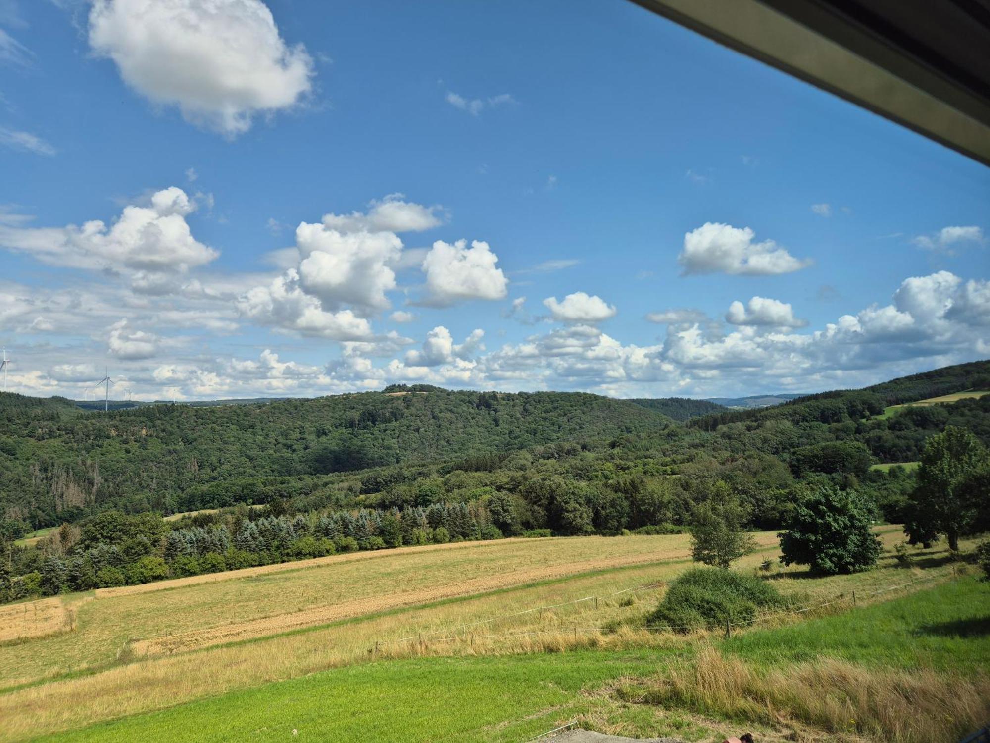 Serenity Vista Retreat Bnb Bescheid エクステリア 写真