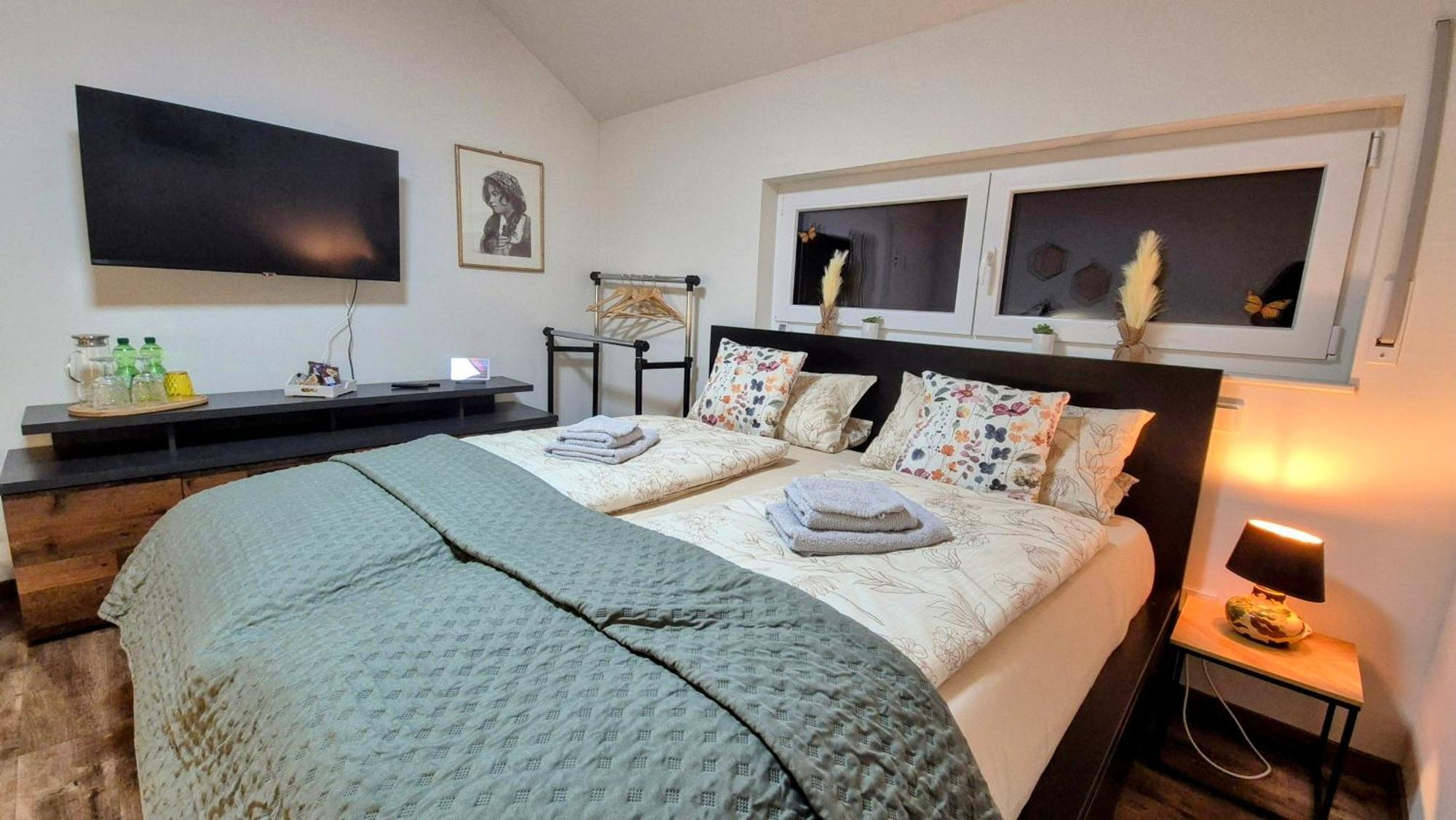 Serenity Vista Retreat Bnb Bescheid エクステリア 写真